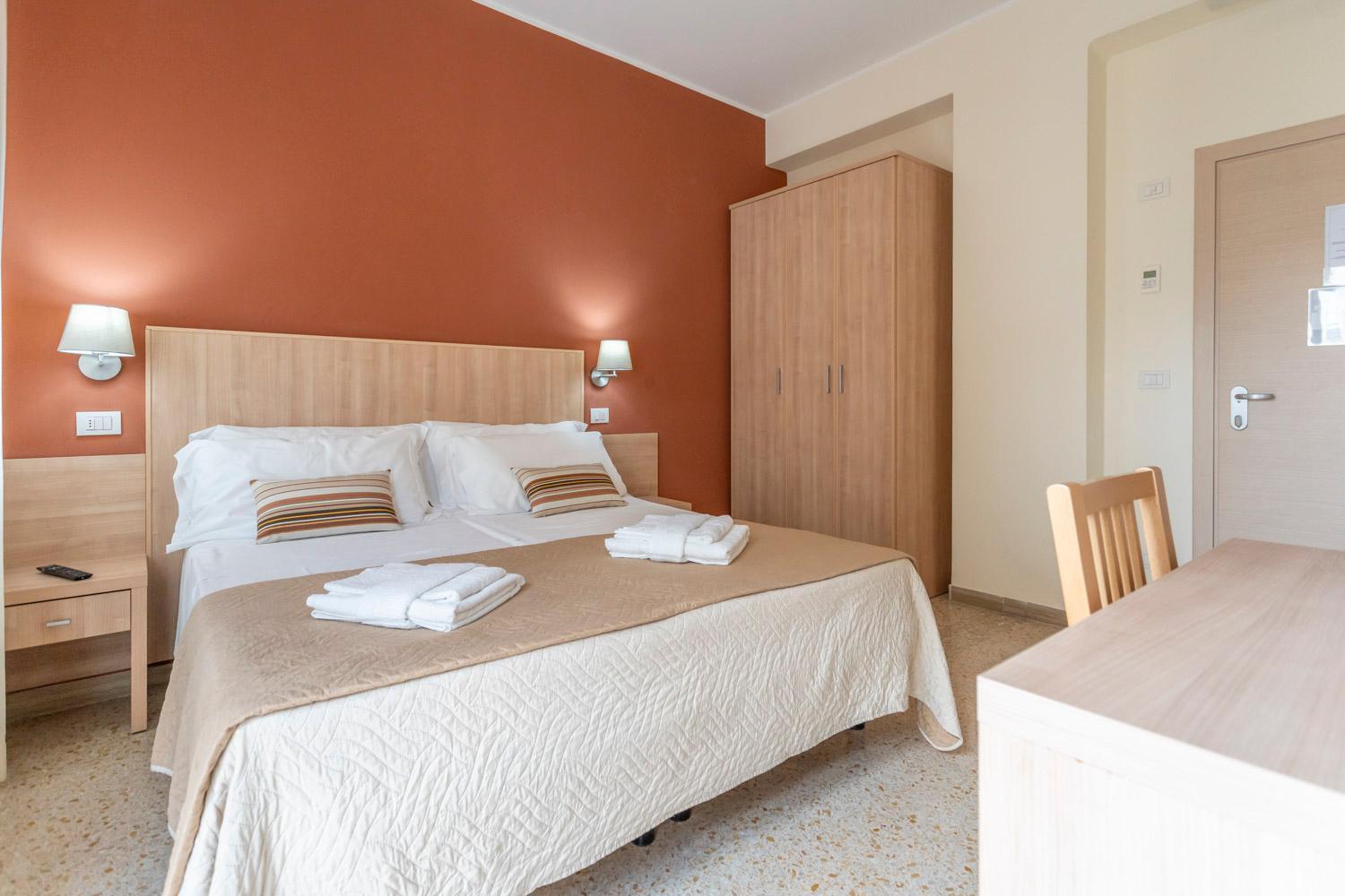 Hotel Cormoran Риччоне Экстерьер фото